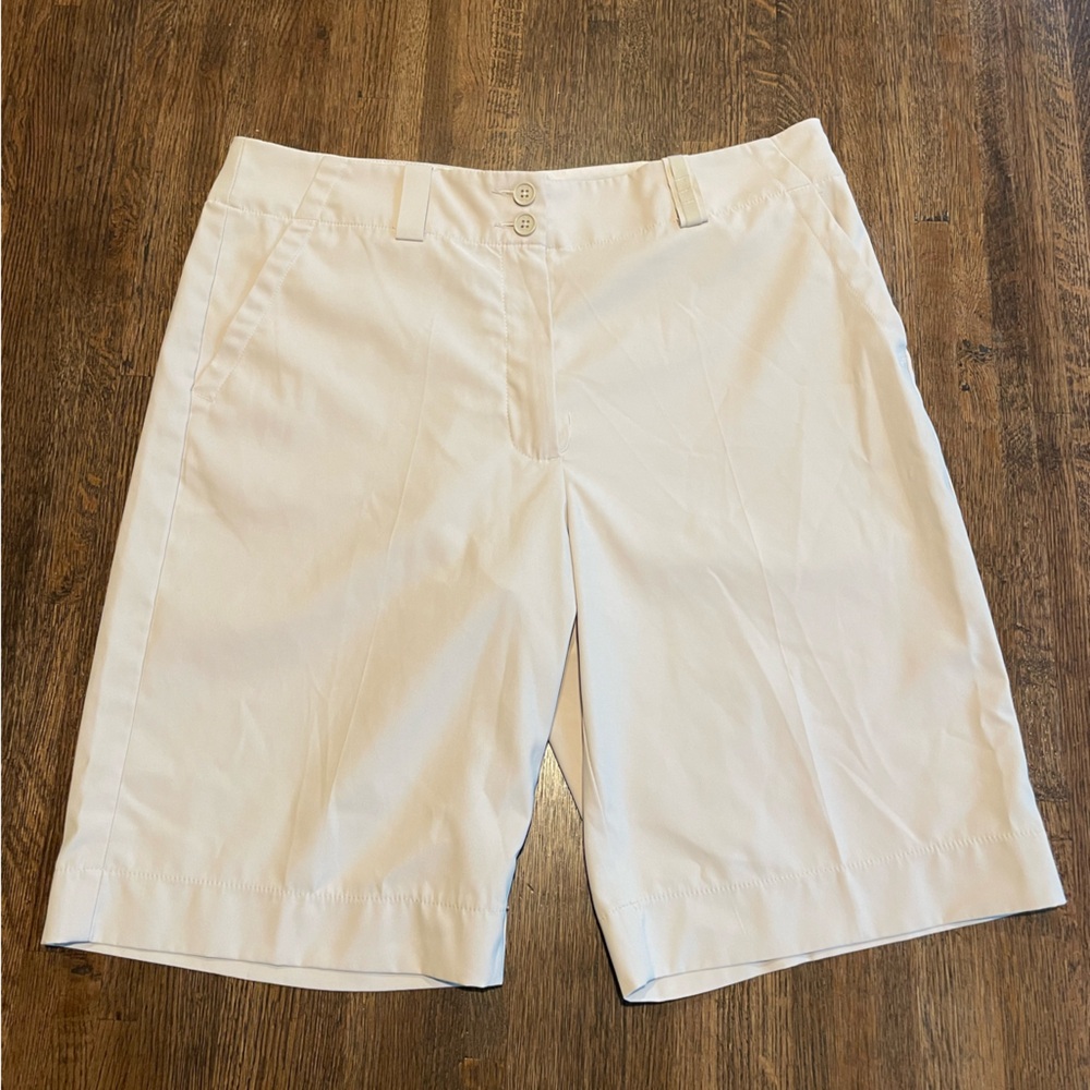 Nike Golf Shorts Dri-Fit Performance Material Tan- size 10